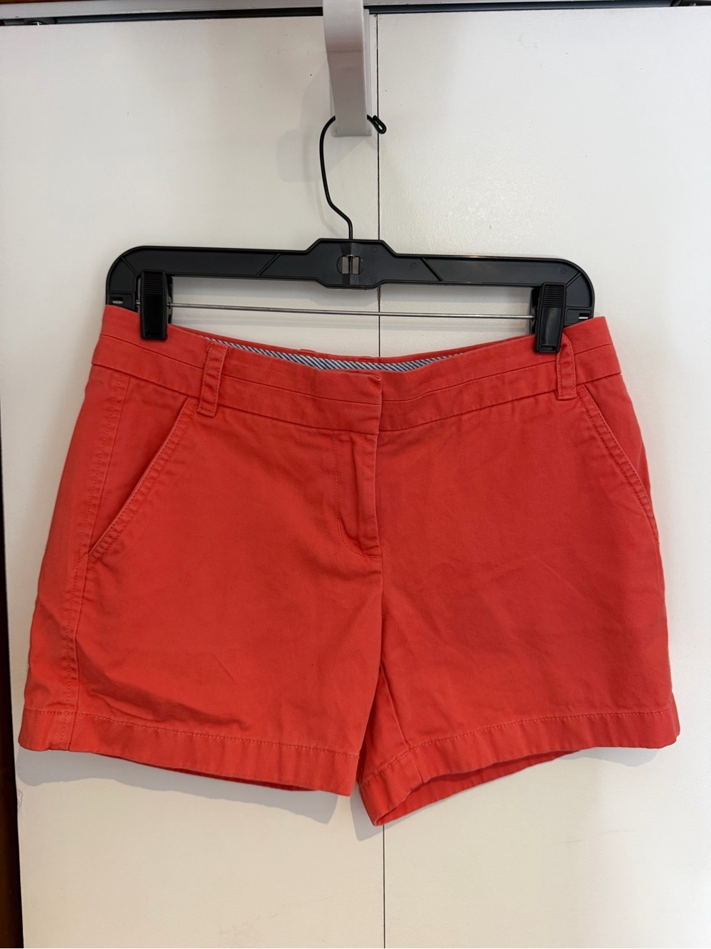 Women's J.Crew Coral Casual Classic Chino Shorts Size 2